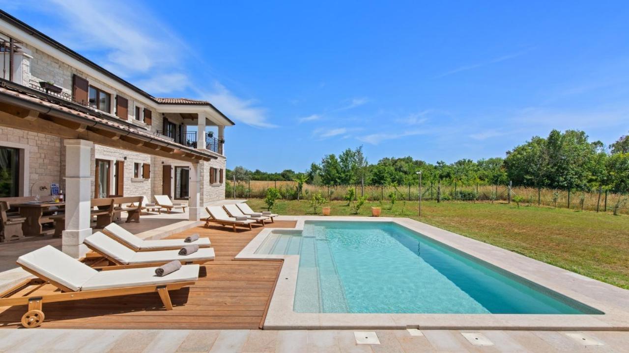Villa Campagna Galižana エクステリア 写真